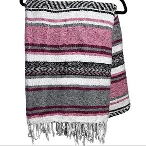 NWT Earth Ragz‎ Southwestern Mexican Striped Falsa Throw Blanket Pink Tones